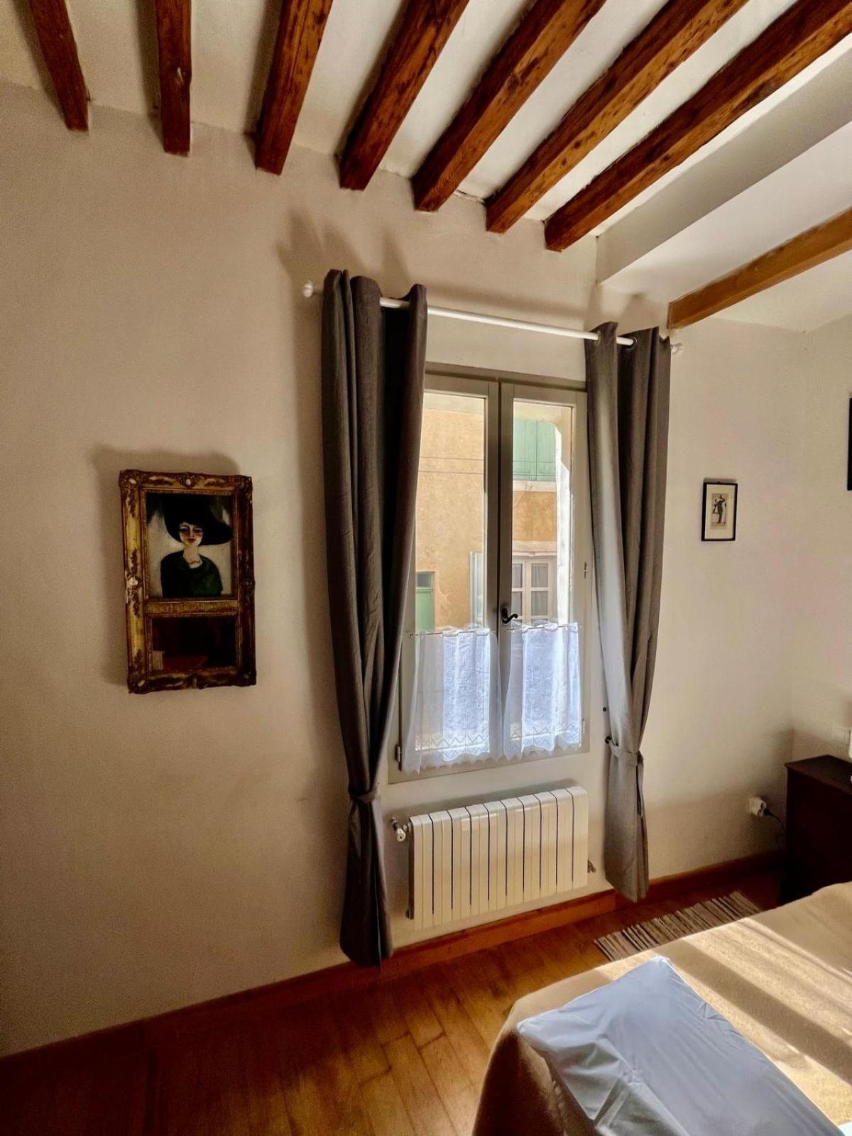 La Sarrasine Otel Villes-sur-Auzon Dış mekan fotoğraf