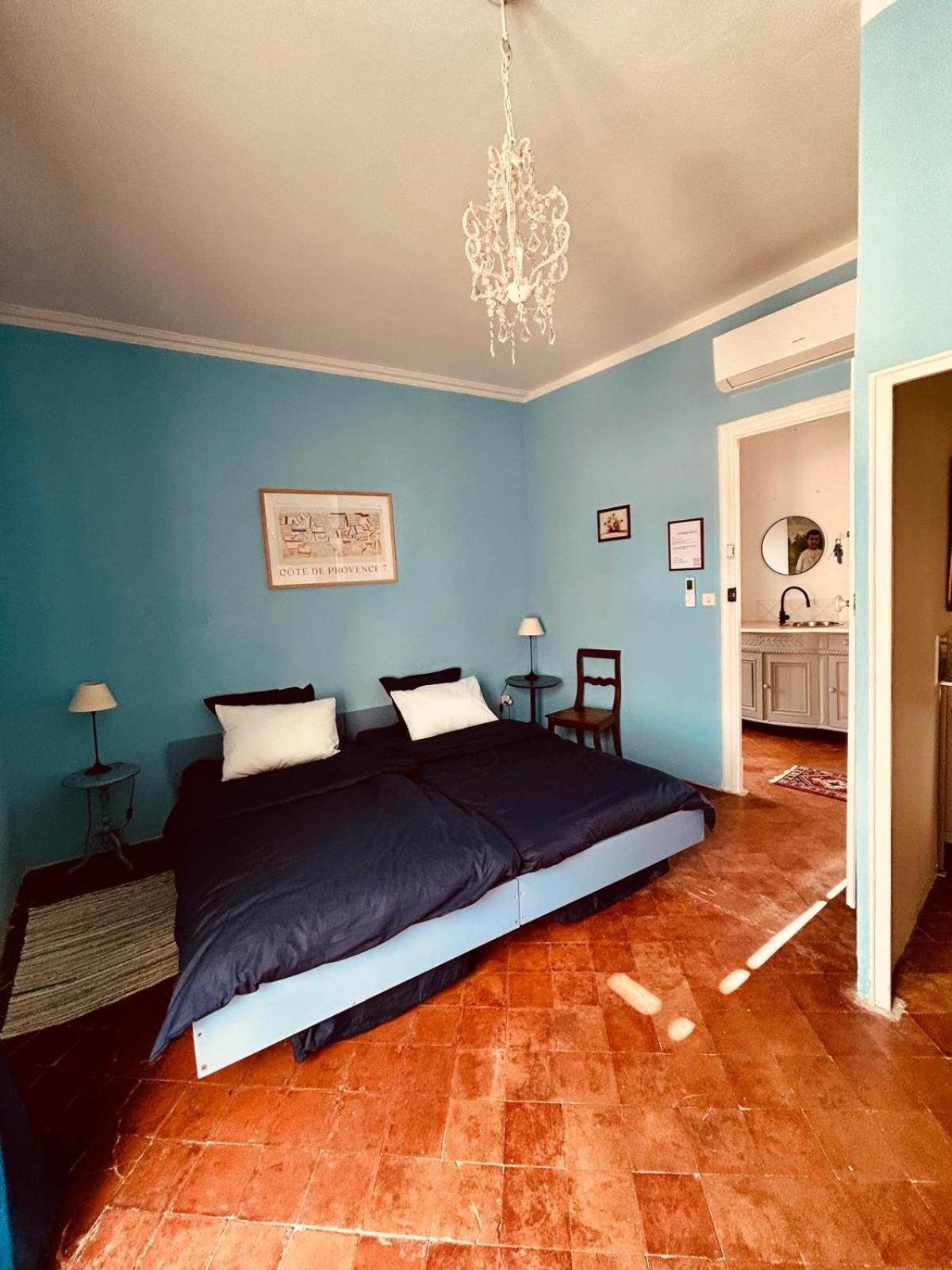 La Sarrasine Otel Villes-sur-Auzon Dış mekan fotoğraf