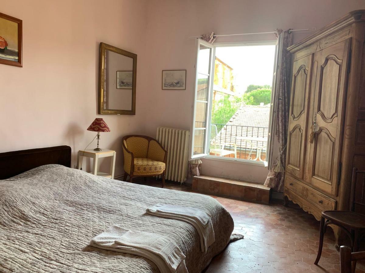 La Sarrasine Otel Villes-sur-Auzon Dış mekan fotoğraf