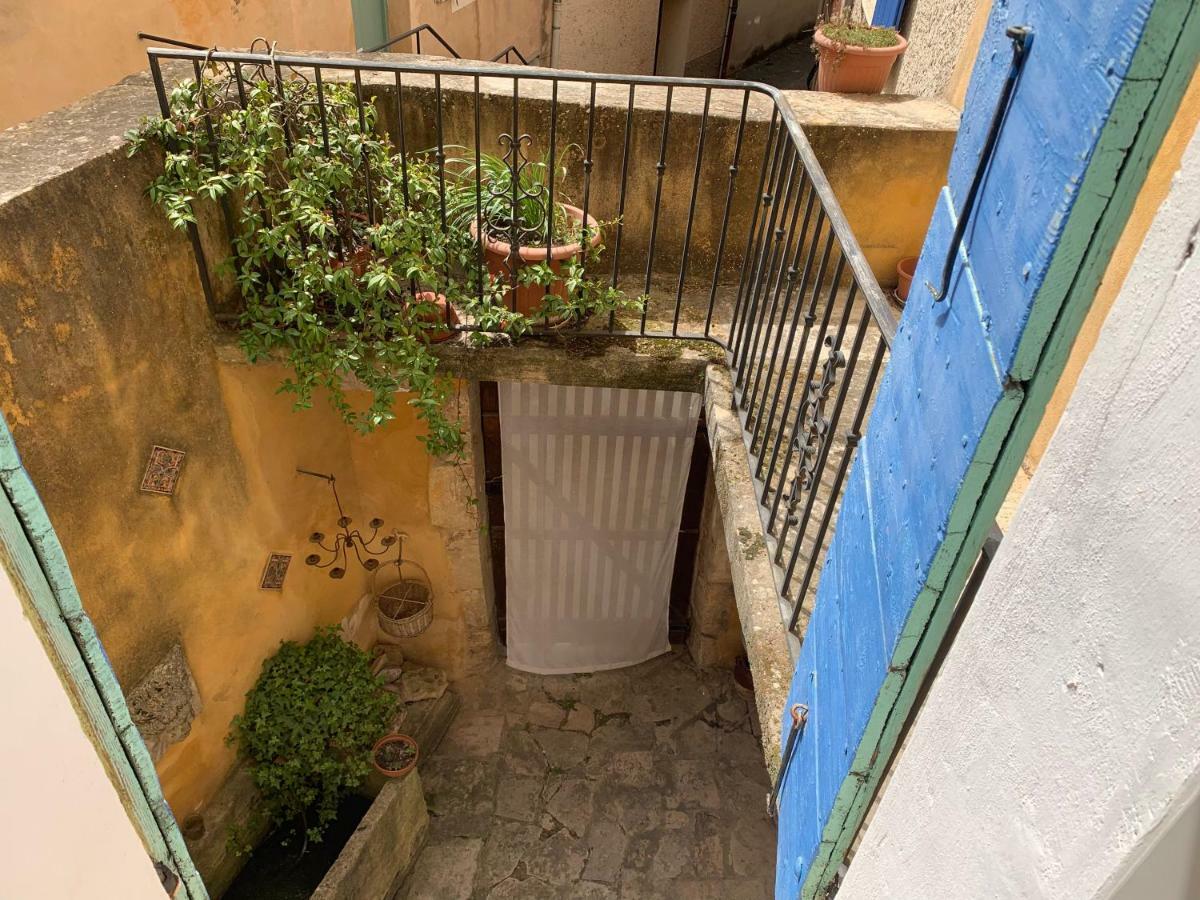 La Sarrasine Otel Villes-sur-Auzon Dış mekan fotoğraf