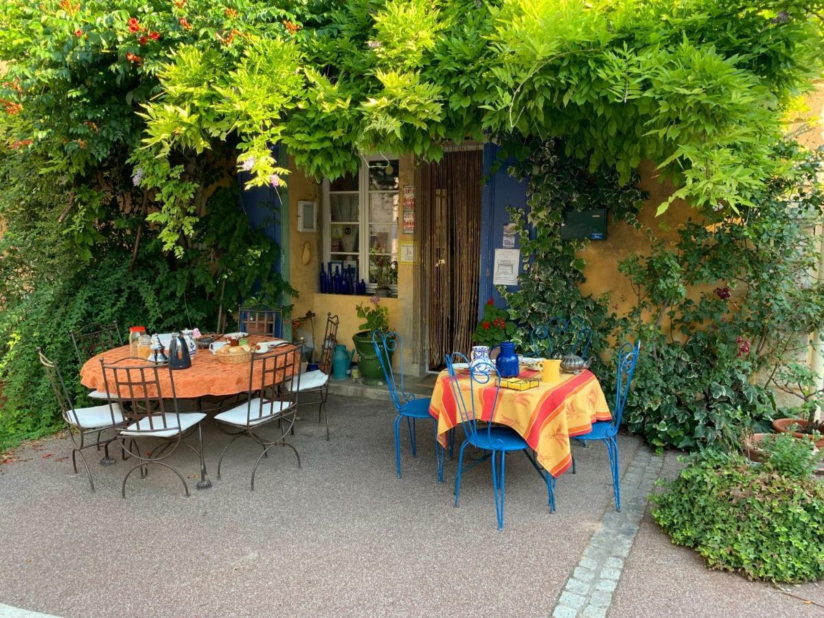 La Sarrasine Otel Villes-sur-Auzon Dış mekan fotoğraf