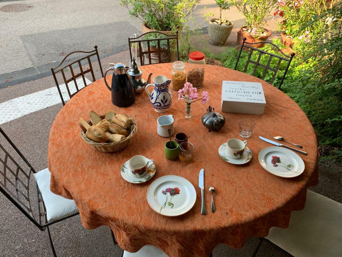 La Sarrasine Otel Villes-sur-Auzon Dış mekan fotoğraf
